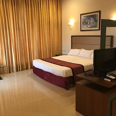 Kohinoor Atc Bed & Breakfast Mumbai Exterior foto