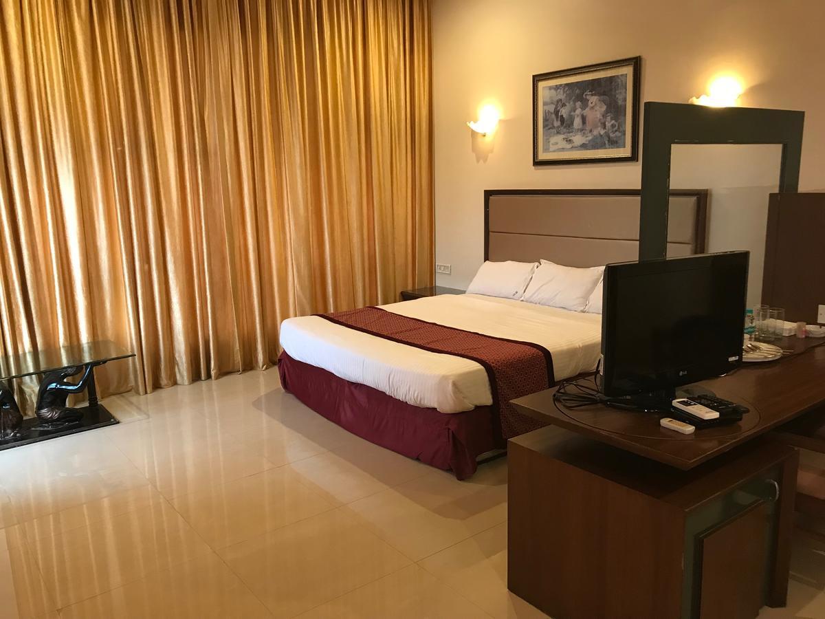 Kohinoor Atc Bed & Breakfast Mumbai Exterior foto